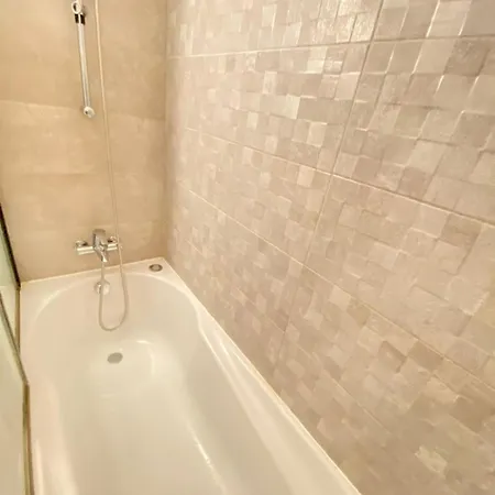 아파트 2 Bedroom Calm La Defense