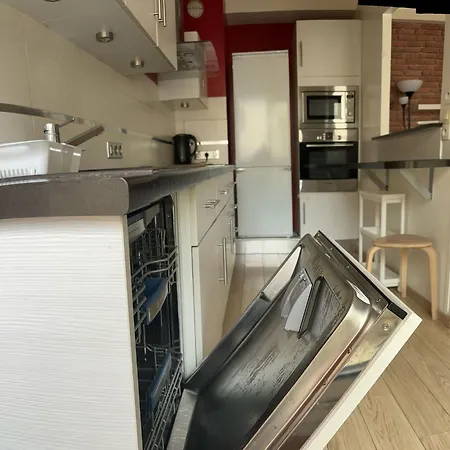 2 Bedroom Calm La Defense Lägenhet Courbevoie
